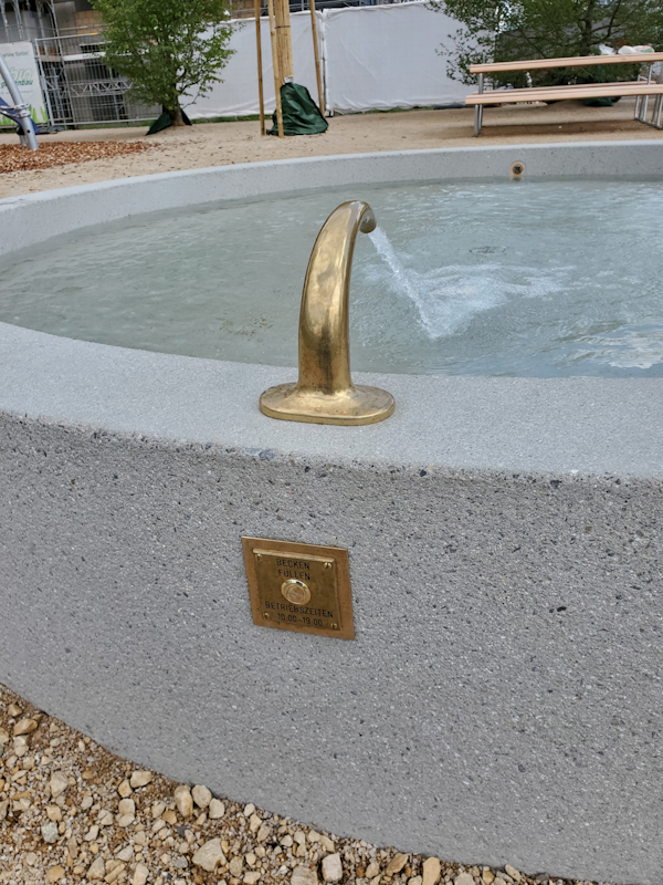 Commande de fontaine avec bouton