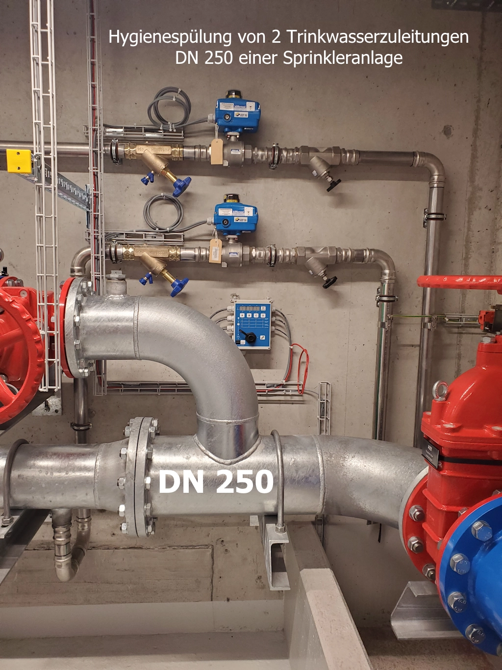 Hygienespülung von 2 Trinkwasserzuleitungen DN 250 mit Switchclock